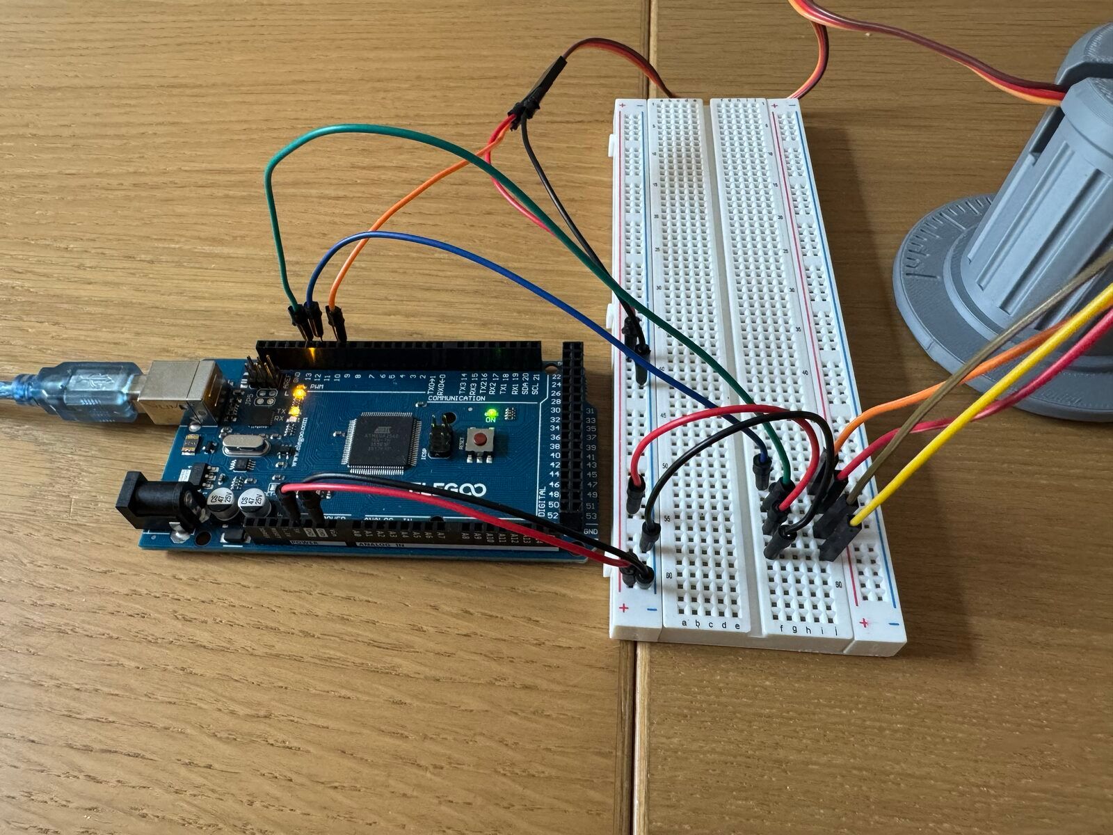 Le câblage Arduino, servo et capteur